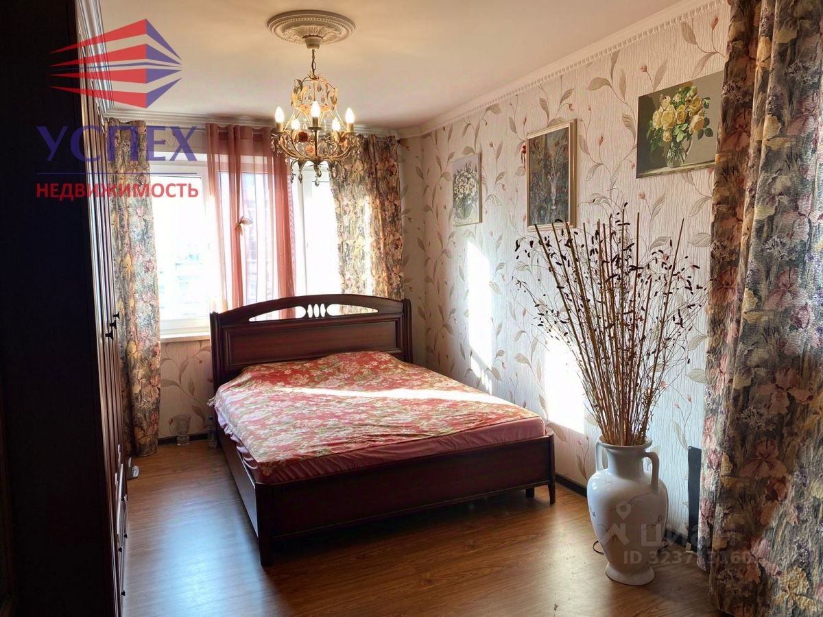 Продажа 4-комн квартиры на вторичном рынке Жуковский, Молодежная улица, 11