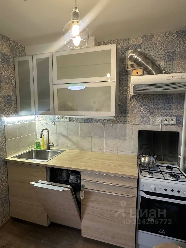 Аренда 3-комн квартиры на вторичном рынке Волгоградский проспект, 107К2