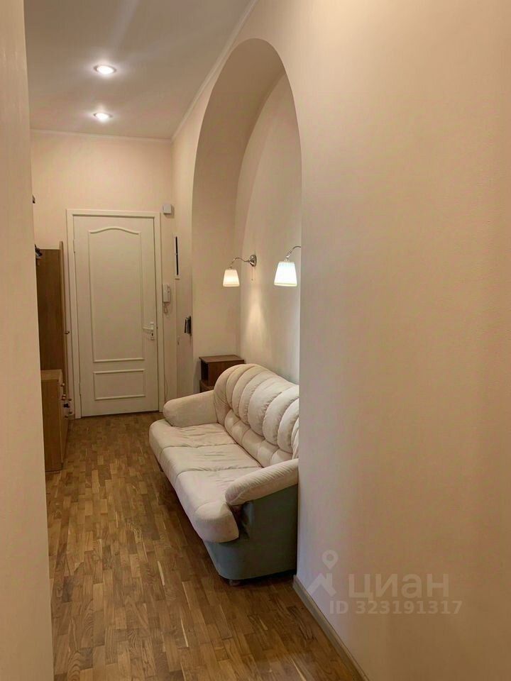 Продажа 2-комн квартиры на вторичном рынке Миллионная улица, 4/1