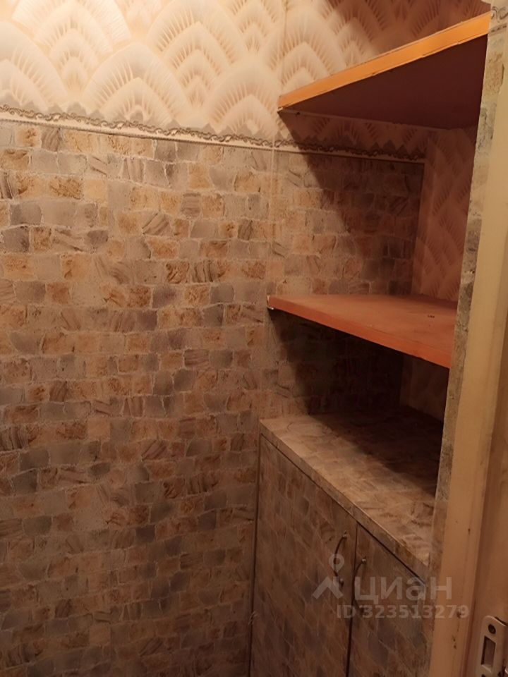 Продажа 2-комн квартиры на вторичном рынке улица Морской Пехоты, 14