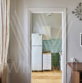 Продажа 2-комн квартиры на вторичном рынке Глинищевский пер,  д. 5/7