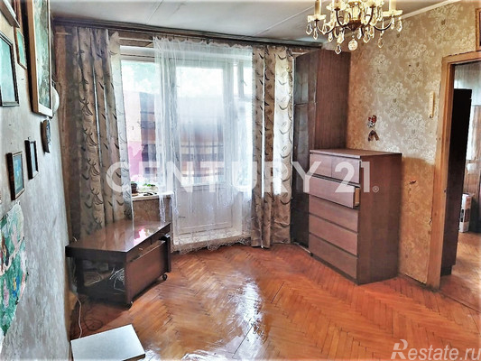 Продажа 3-комн квартиры на вторичном рынке Сторожевая ул,  д. 30к2