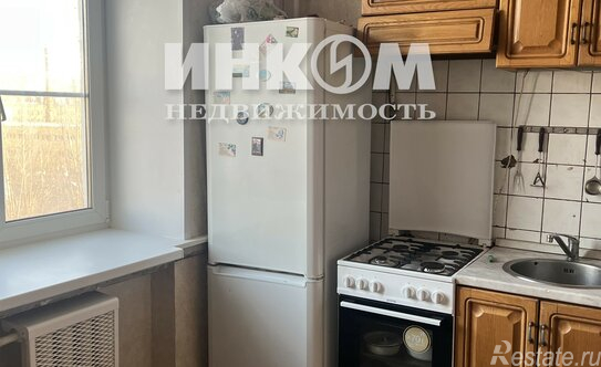 Продажа 2-комн квартиры на вторичном рынке Живописная улица,  д. 48