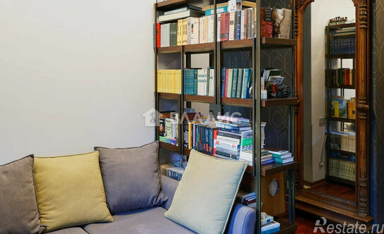 Продажа 2-комн квартиры на вторичном рынке Большой ПС пр-кт,  д. 6