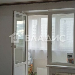 Продажа 3-комн квартиры на вторичном рынке Ясеневая ул,  д. 6
