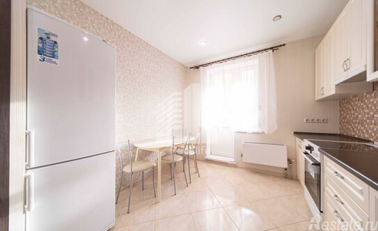 Продажа 2-комн квартиры на вторичном рынке Южный, ул Курыжова,  д. 26