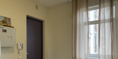 4-комн квартира Детская ул. ,  д. 18