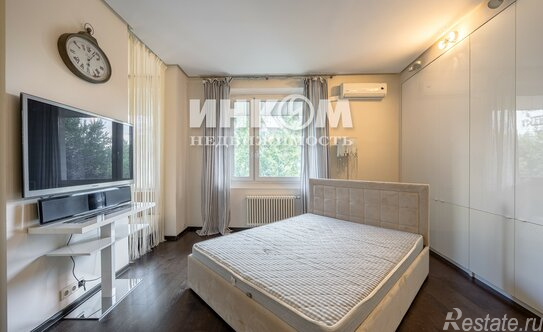 Продажа 1-комн квартиры на вторичном рынке проспект Маршала Жукова