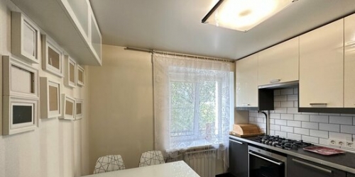 2-комн квартира Пушкин г, Детскосельский б-р,  д. 9