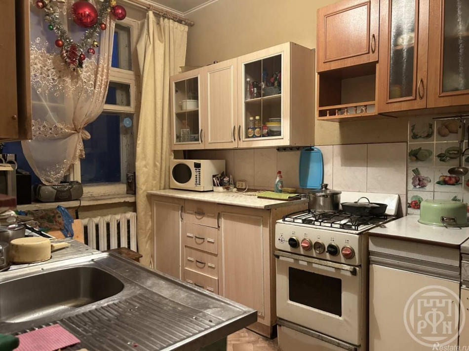 Продажа комнаты Сертолово г., Черная речка мкр,  д. 4