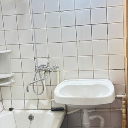 Продажа 1-комн квартиры на вторичном рынке улица Борисовские Пруды,  д. 24/2