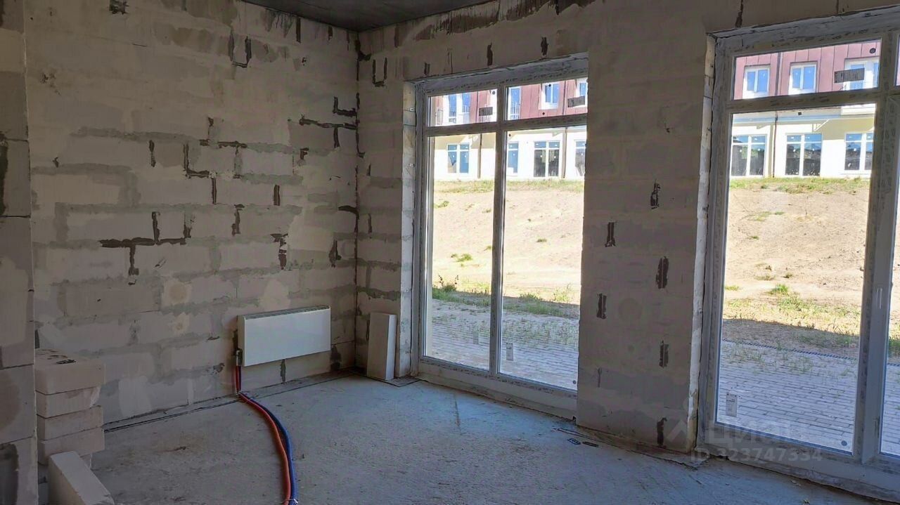 Продажа 3-комн квартиры на вторичном рынке д. Мистолово, проспект Средний, 40