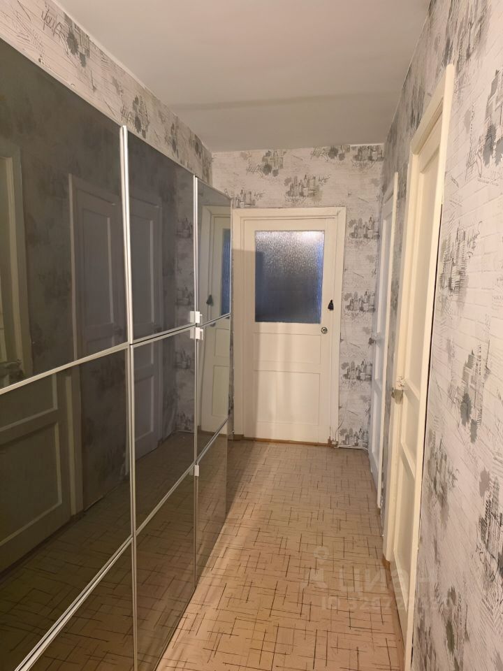 Продажа 3-комн квартиры на вторичном рынке Приозерск, улица Ленина, 70а