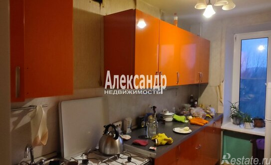 Продажа 3-комн квартиры на вторичном рынке ул Народная,  д. 16