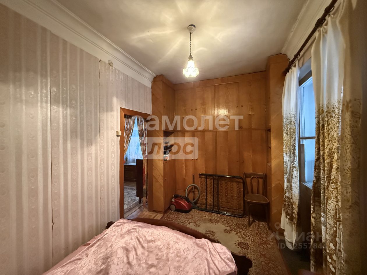 Продажа 3-комн квартиры на вторичном рынке Солнечногорск, Центральная улица, 9