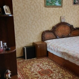 Продажа 3-комн квартиры на вторичном рынке ул Волынская,  д. 10