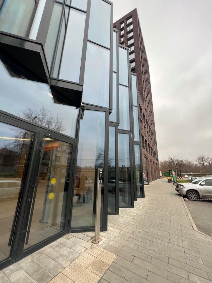 Продажа 2-комн квартиры на вторичном рынке Автомобильный проезд, 4