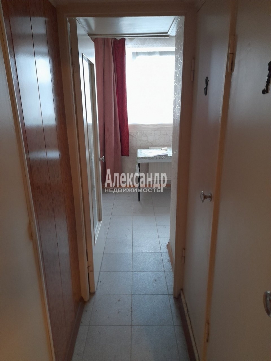 Продажа 1-комн квартиры на вторичном рынке Тимуровская ул. ,  д. 19/30