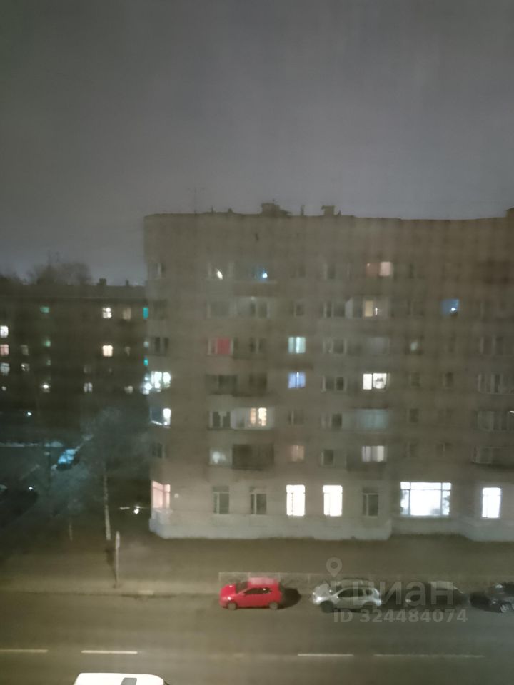 Продажа 2-комн квартиры на вторичном рынке Большеохтинский проспект, 14