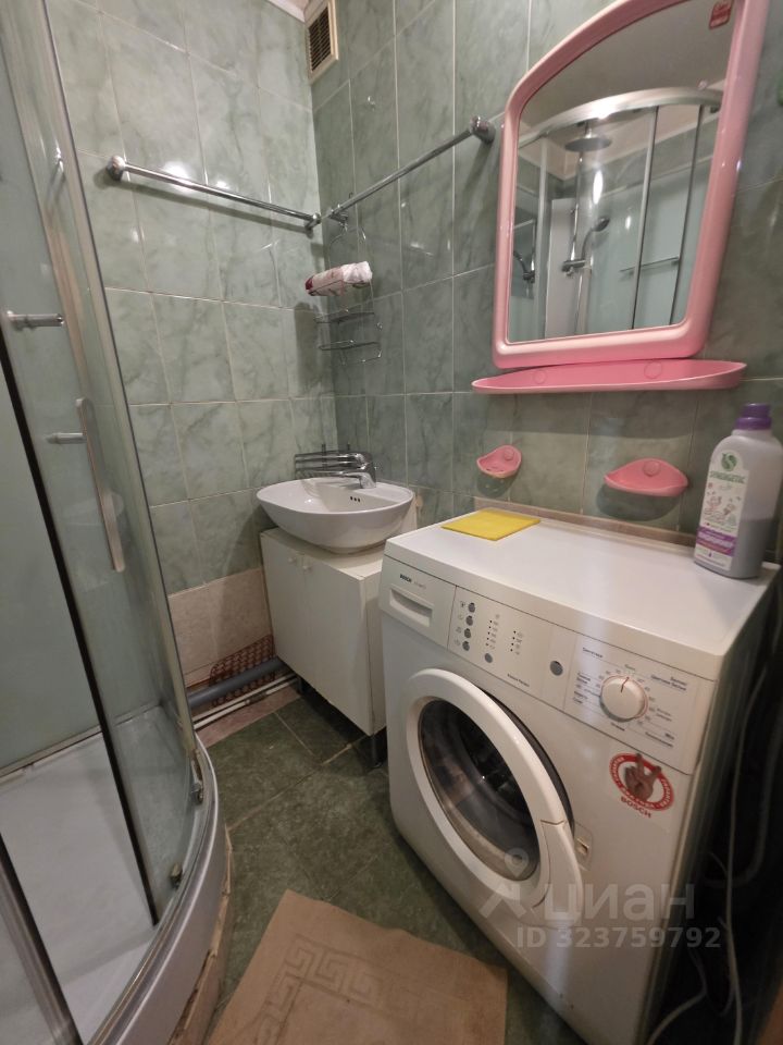 Аренда 2-комн квартиры на вторичном рынке Богатырский проспект, 47К1