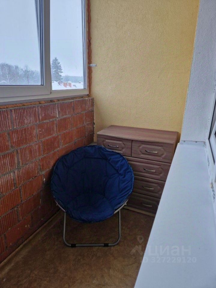 Продажа 2-комн квартиры на вторичном рынке Высоковск, улица Большевистская,  д. 5