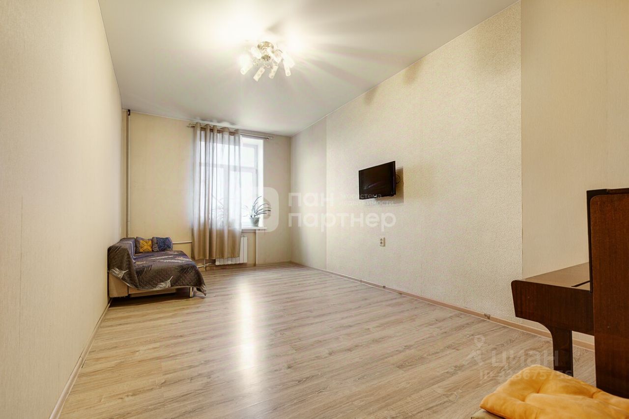 Продажа 4-комн квартиры на вторичном рынке Кузнецовская улица, 46