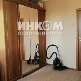 Продажа 2-комн квартиры на вторичном рынке Флотская улица,  д. 78