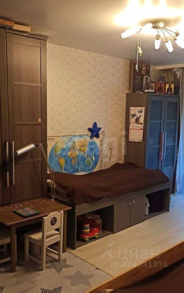 Продажа 2-комн квартиры на вторичном рынке Живописная улица, 17К2