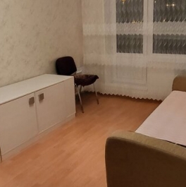 Продажа 3-комн квартиры на вторичном рынке улица Маршала Тухачевского,  д. 15