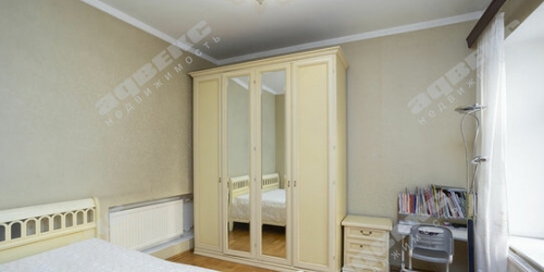 3-комн квартира Гаванская улица,  д. 22
