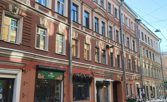 Продажа 3-комн квартиры на вторичном рынке улица Декабристов,  д. 10