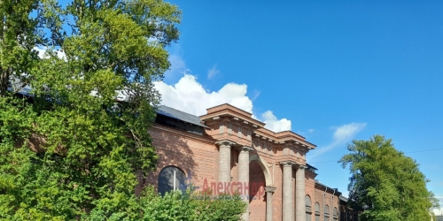 8-комн квартира Писарева ул. ,  д. 18