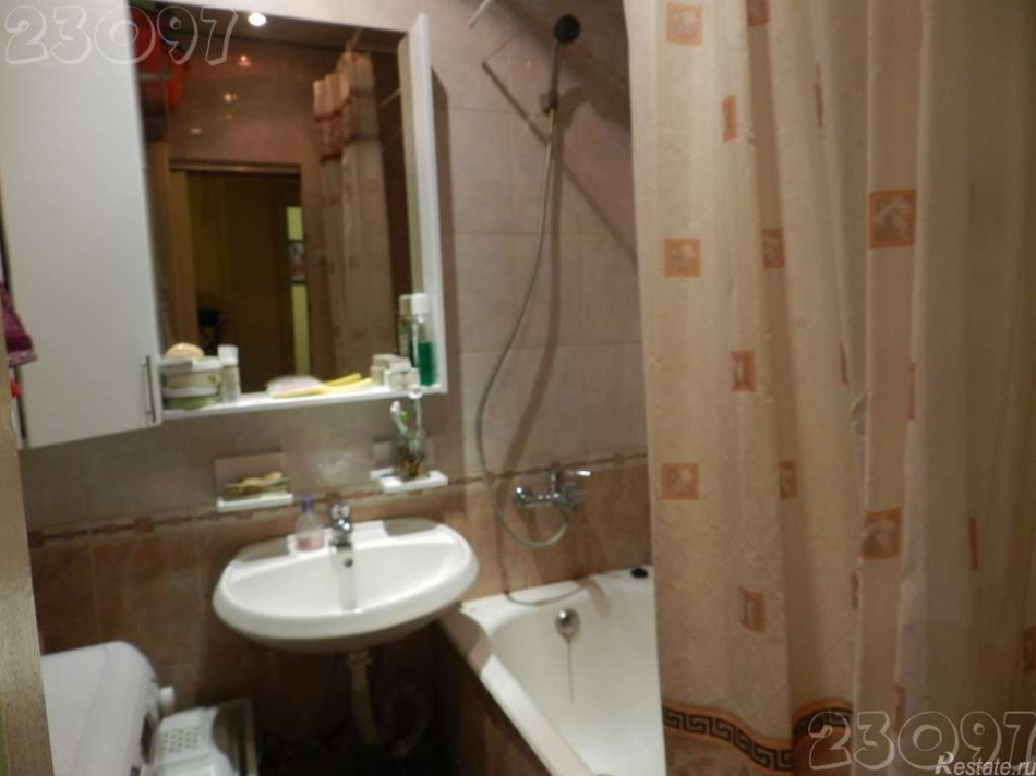 Продажа 3-комн квартиры на вторичном рынке Библиотечная,  д. 8