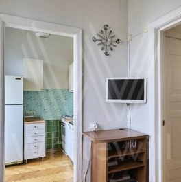 Продажа 2-комн квартиры на вторичном рынке Глинищевский пер,  д. 5/7