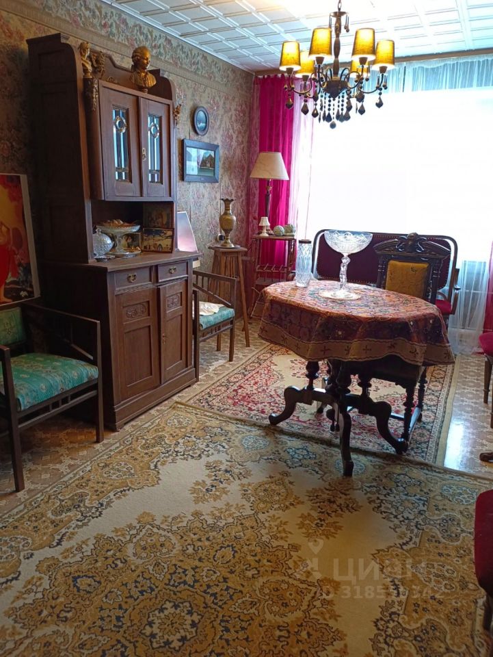 Продажа 3-комн квартиры на вторичном рынке Коломна, улица Филина, 5