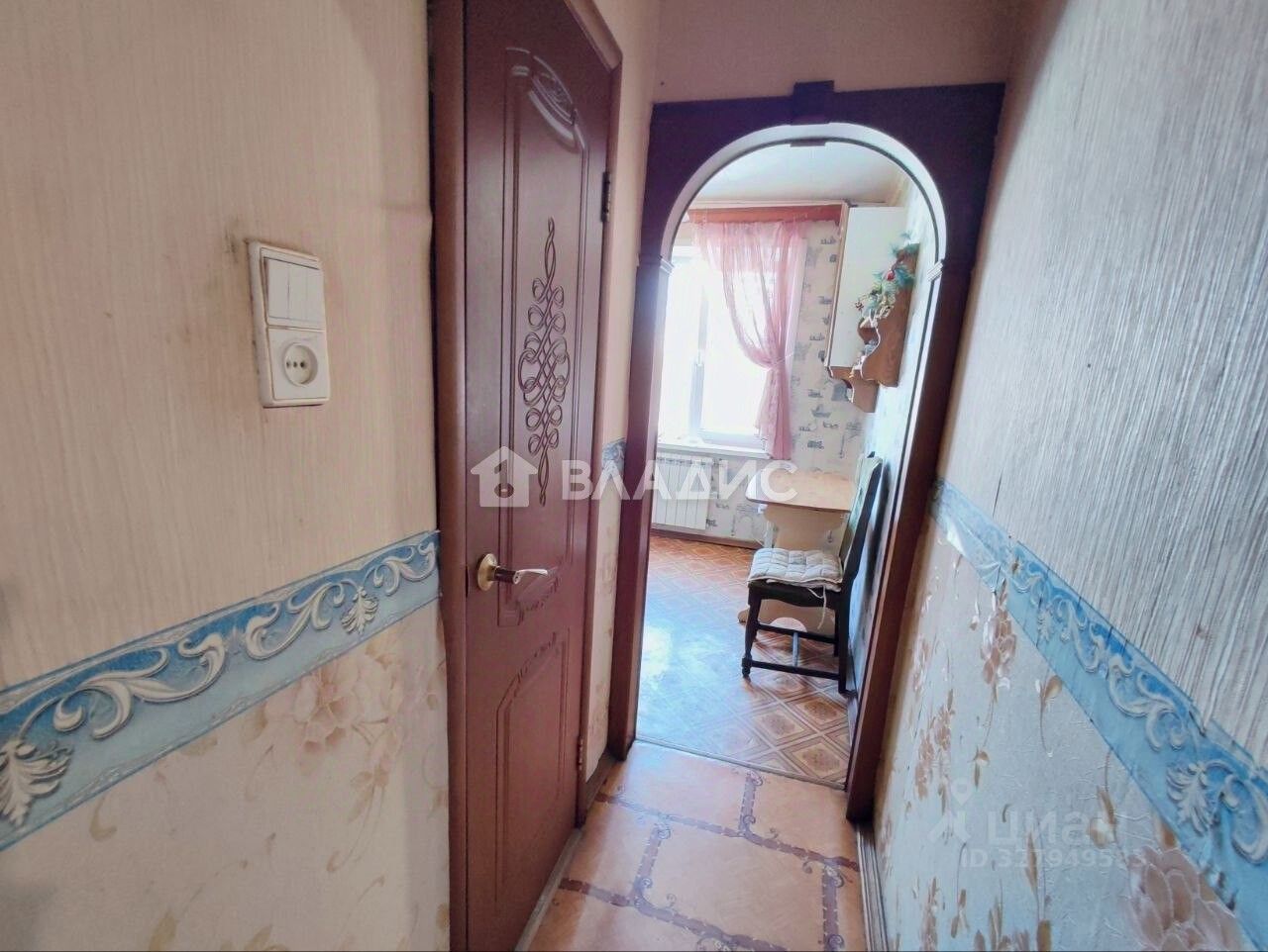 Продажа 2-комн квартиры на вторичном рынке Новлянский мкр, улица Новлянская,  д. 12