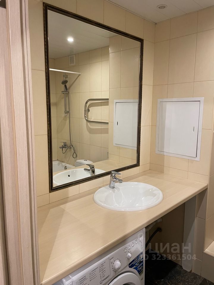 Продажа 2-комн квартиры на вторичном рынке Старая Басманная улица, 9к2