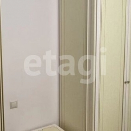 Продажа 4-комн квартиры на вторичном рынке Дибуновская ул,  д. 32