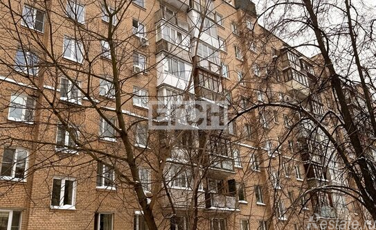 Продажа 1-комн квартиры на вторичном рынке Миллионная улица,  д. 11 к3