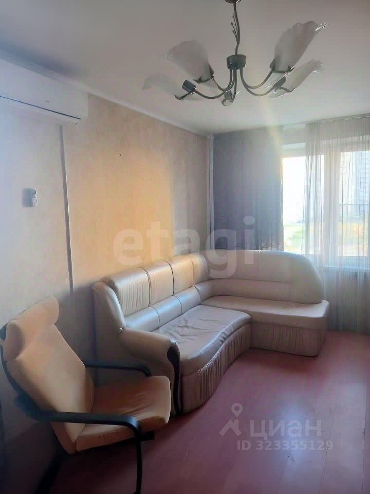 Продажа 2-комн квартиры на вторичном рынке улица Цюрупы, 15К3