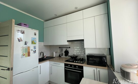 Продажа 1-комн квартиры на вторичном рынке Рощино, ул Тракторная,  д. 8