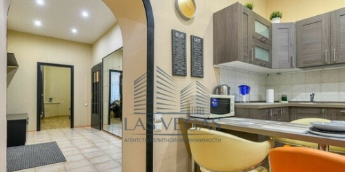 3-комн квартира ул Кирочная,  д. 29