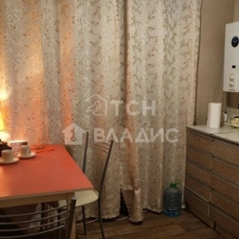 Продажа 2-комн квартиры на вторичном рынке Юбилейный, улица Глинкина,  д. 3