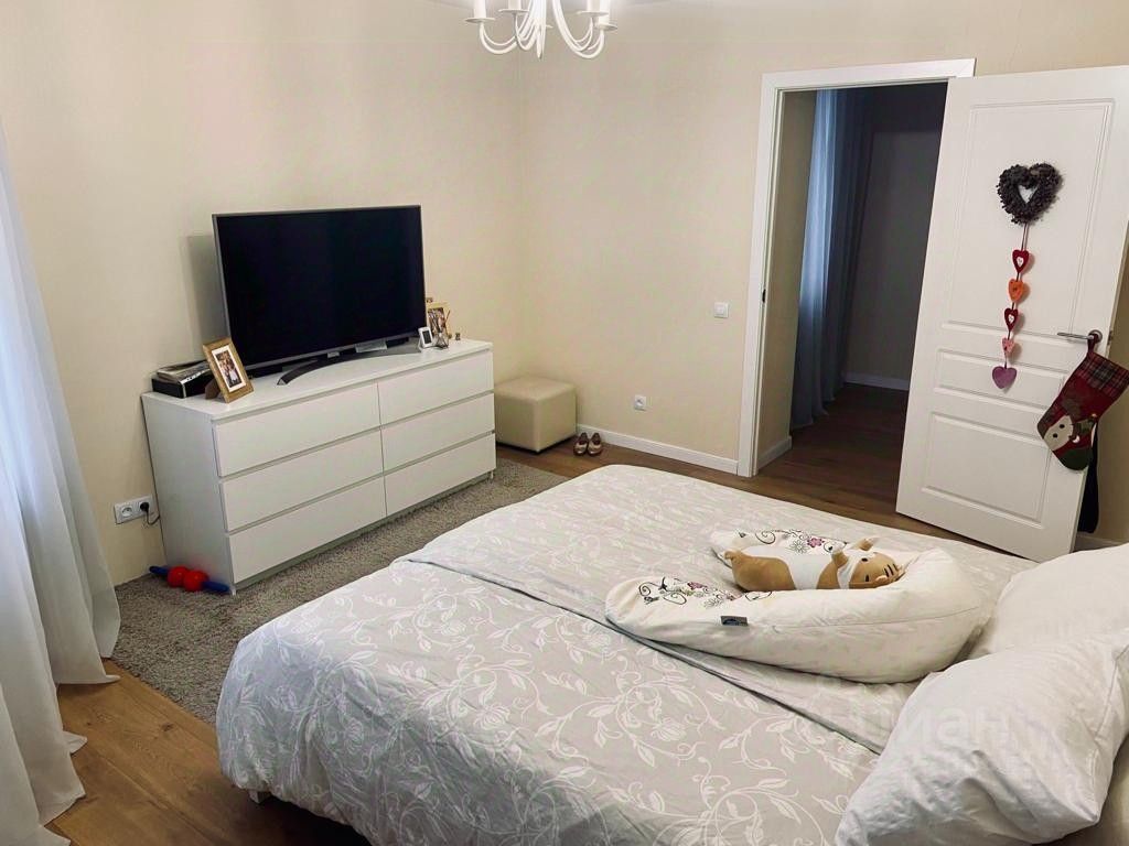 Продажа 2-комн квартиры на вторичном рынке Адмиральский проезд,  д. 6