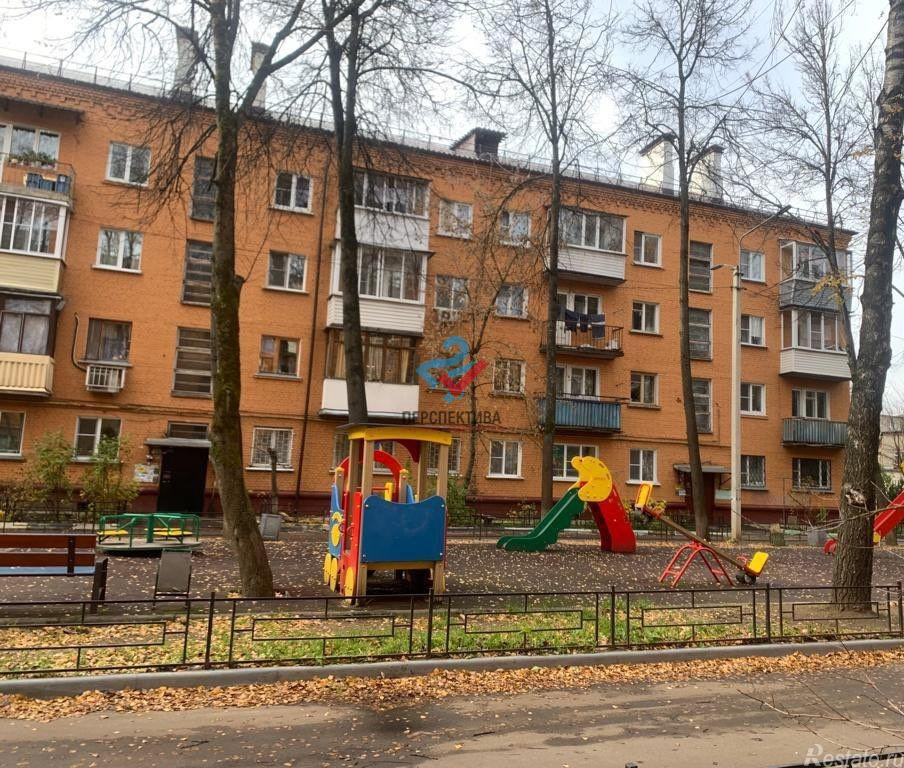 Продажа 2-комн квартиры на вторичном рынке Дедовск, улица Гагарина, 4