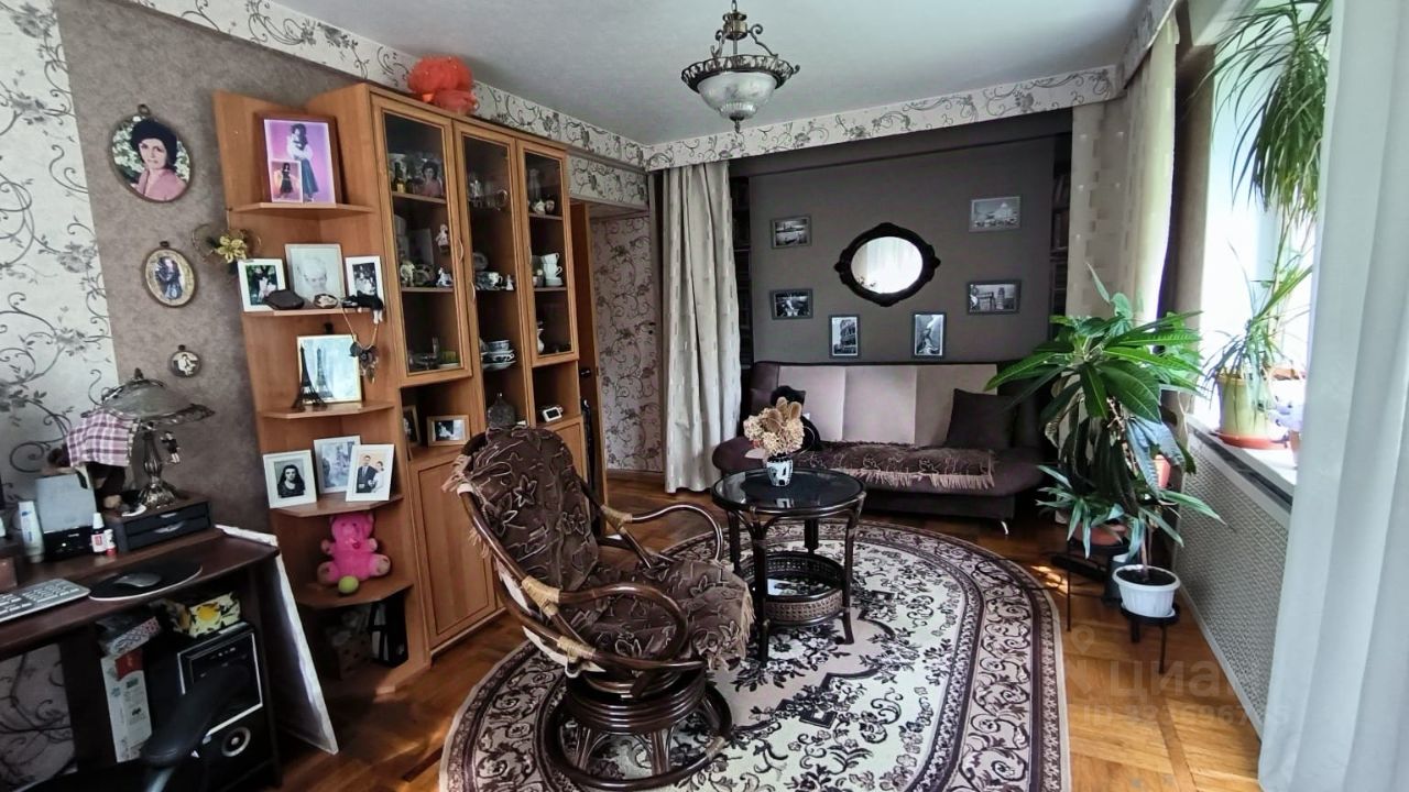 Продажа 2-комн квартиры на вторичном рынке Софийская улица, 35К5