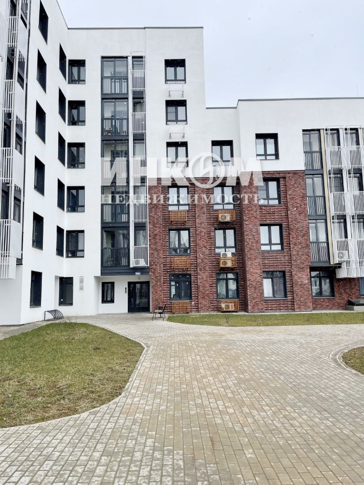 Продажа 2-комн квартиры на вторичном рынке д. Борисовка, улица Рахманинова, 13