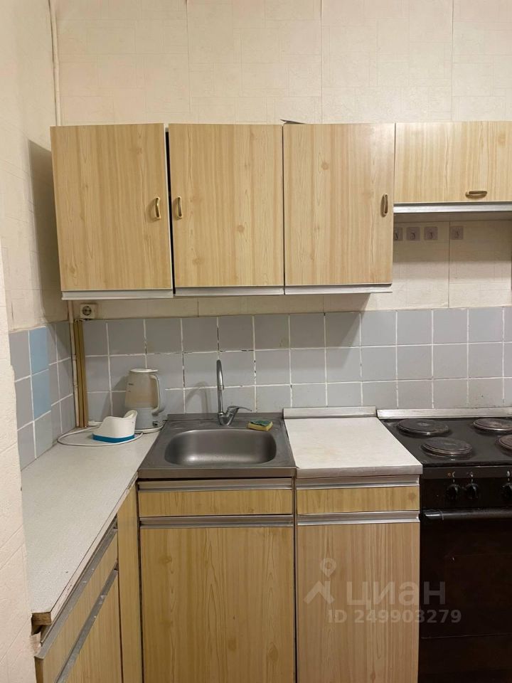 Аренда 1-комн квартиры на вторичном рынке улица Академика Челомея, 10