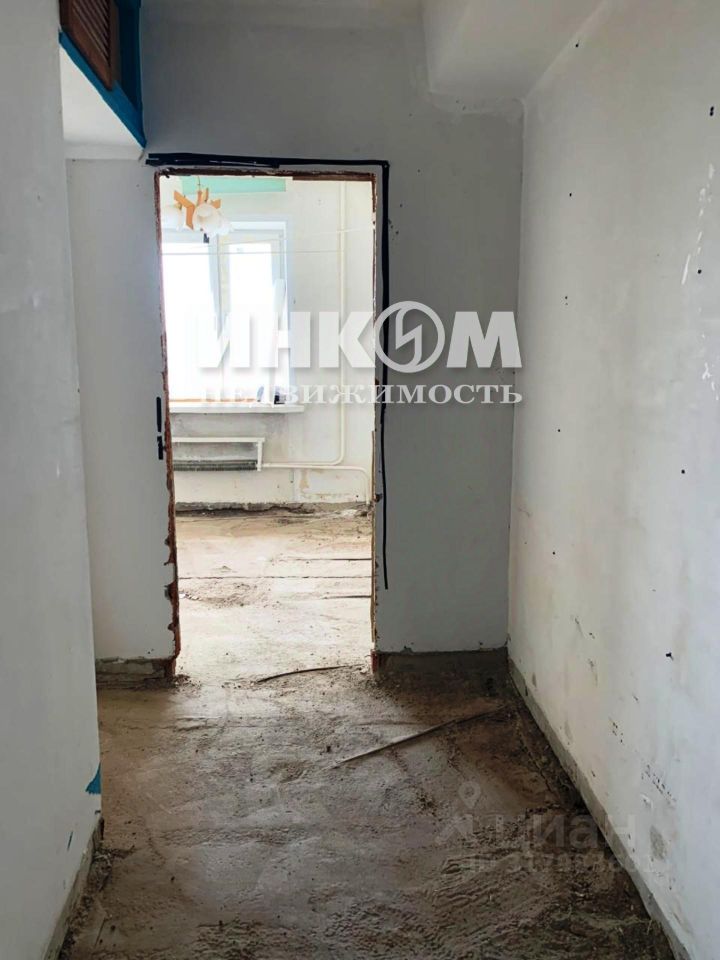 Продажа 5-комн квартиры на вторичном рынке Скорняжный переулок, 1