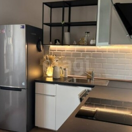 Продажа 1-комн квартиры на вторичном рынке улица Адмирала Черокова,  д. 20 литА